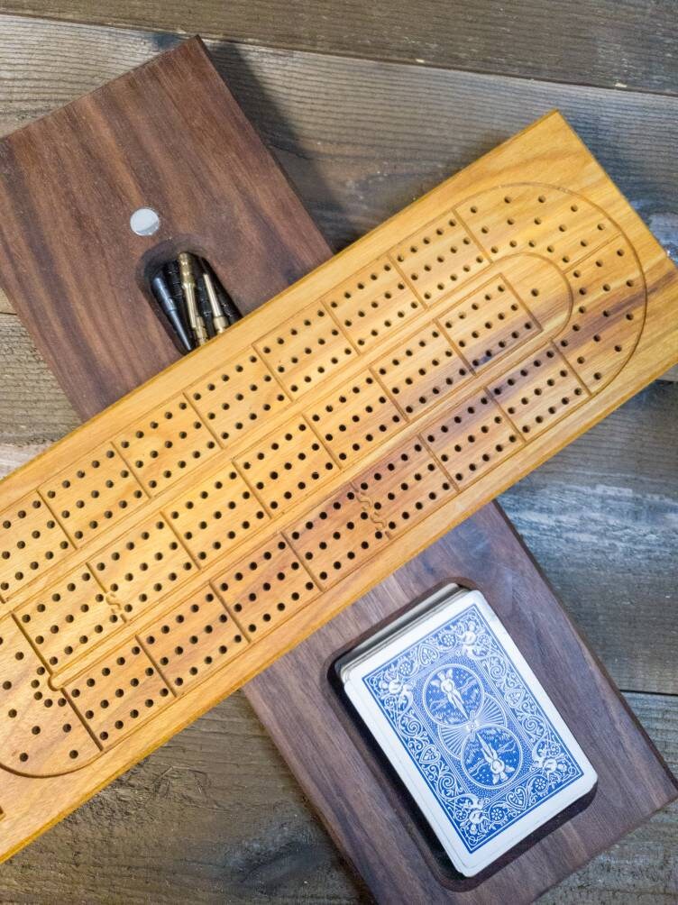 Cribbage board |Skunk lines |Card and Peg storage | Wedding Christmas Retirement Housewarming | Gift