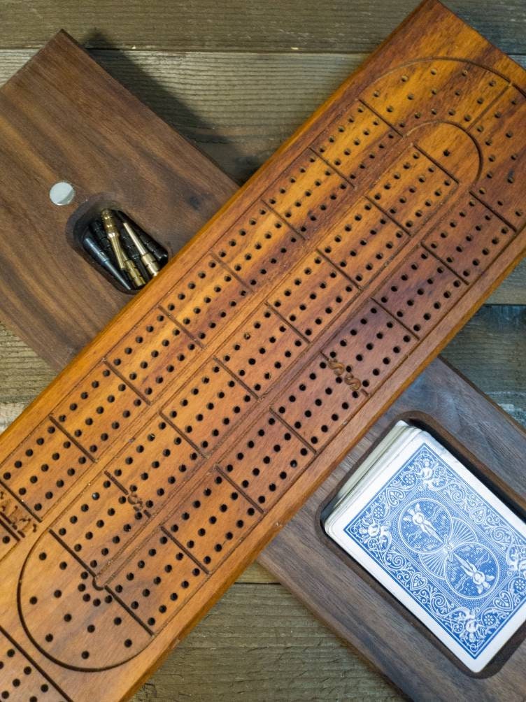 Cribbage board |Skunk lines |Card and Peg storage | Wedding Christmas Retirement Housewarming | Gift