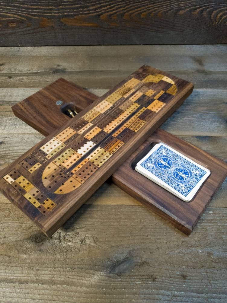 Cribbage board |Skunk lines |Card and Peg storage | Wedding Christmas Retirement Housewarming | Gift