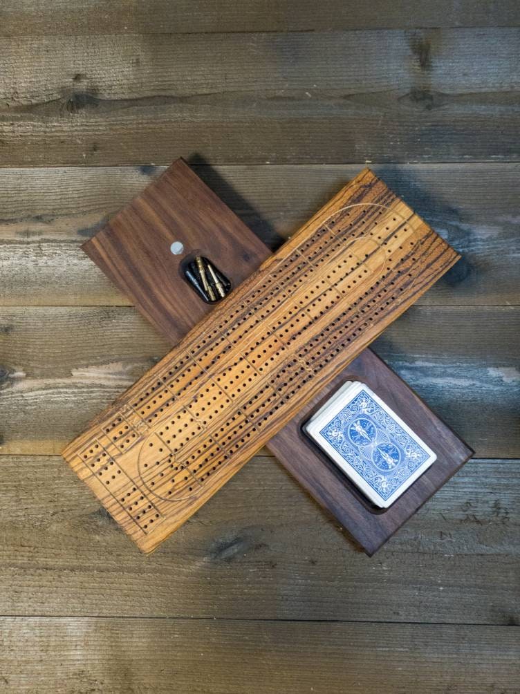 Cribbage board |Skunk lines |Card and Peg storage | Wedding Christmas Retirement Housewarming | Gift