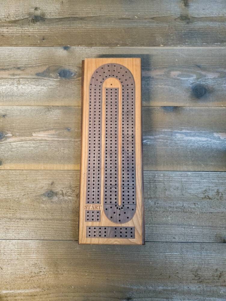 Cribbage board |Skunk lines |Card and Peg storage | Wedding Christmas Retirement Housewarming | Gift