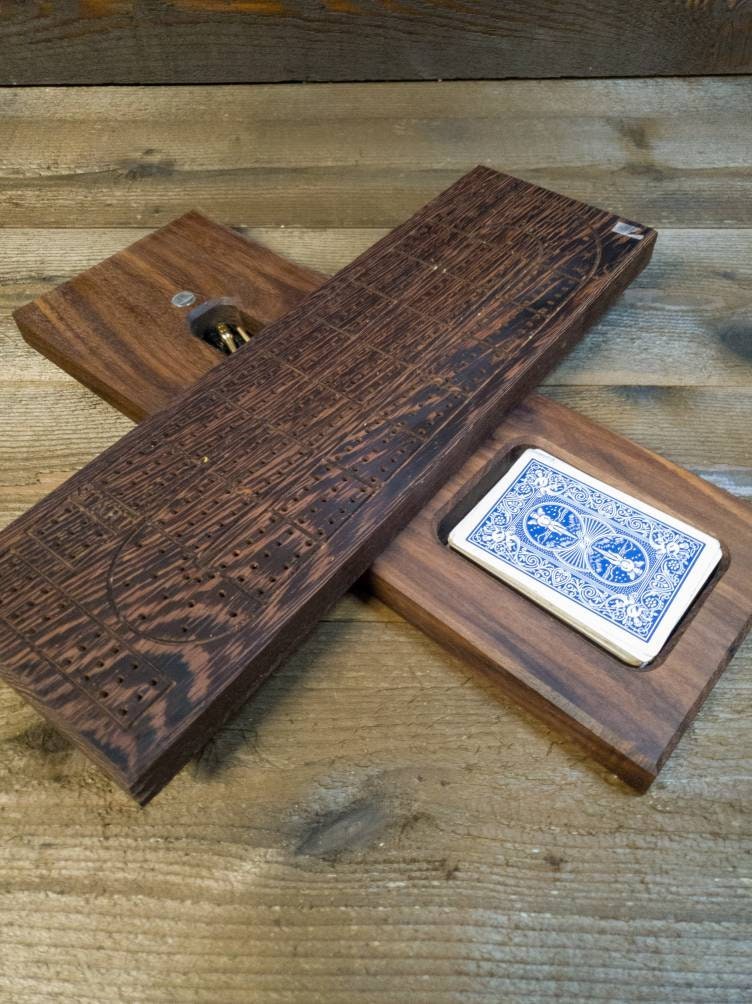 Cribbage board |Skunk lines |Card and Peg storage | Wedding Christmas Retirement Housewarming | Gift