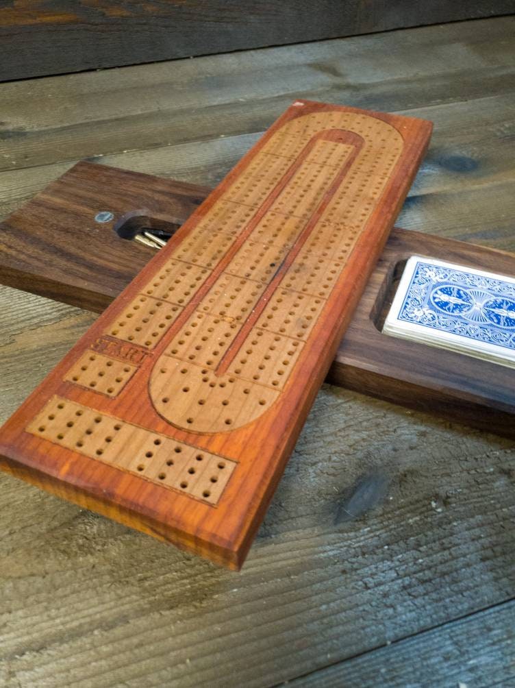 Custom Cribbage Board * Personalized Cribbage Board * Family Game Night * Cribbage Board