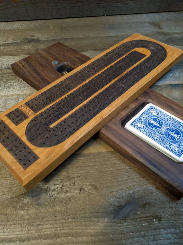 Cribbage board |Skunk lines |Card and Peg storage | Wedding Christmas Retirement Housewarming | Gift