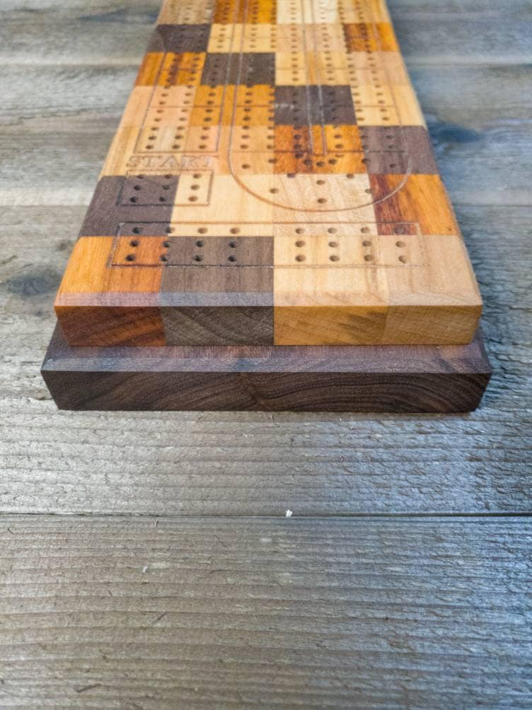 Cribbage board | Personalize your own cribbage board | Custom Engraving Available | Gift