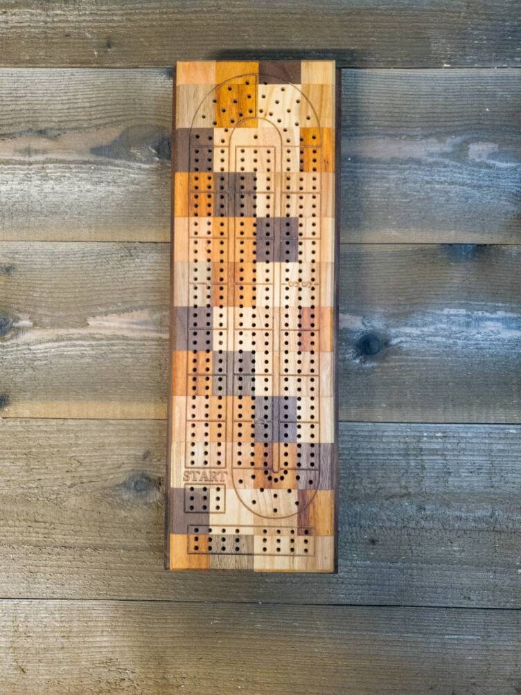 Cribbage board | Personalize your own cribbage board | Custom Engraving Available | Gift