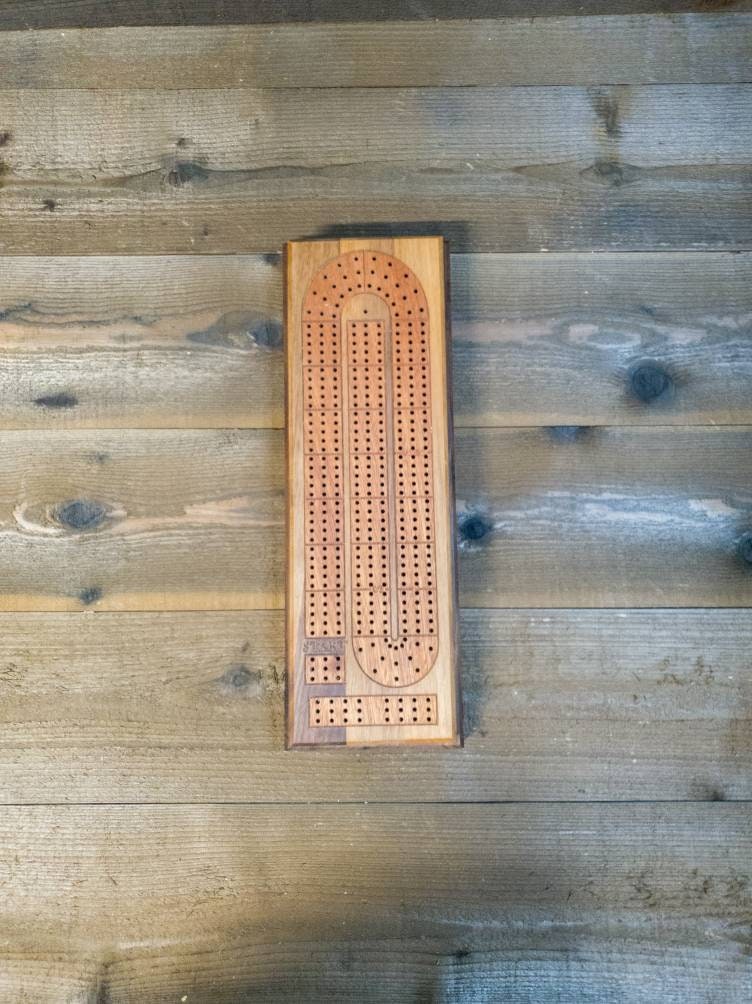 Cribbage board |Skunk lines |Card and Peg storage | Wedding Christmas Retirement Housewarming | Gift