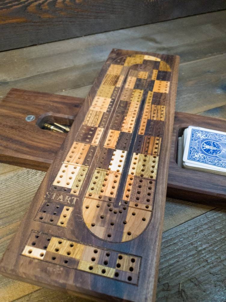 Cribbage board |Skunk lines |Card and Peg storage | Wedding Christmas Retirement Housewarming | Gift