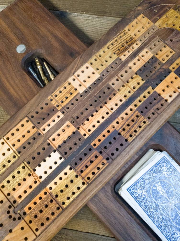 Cribbage board |Skunk lines |Card and Peg storage | Wedding Christmas Retirement Housewarming | Gift