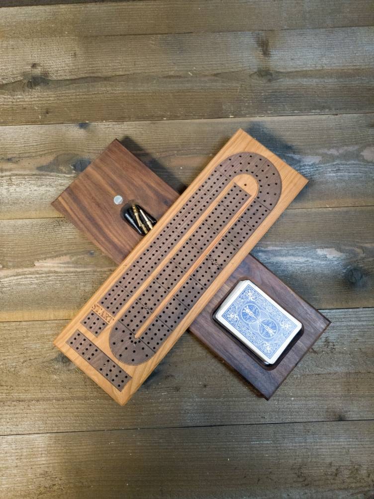 Cribbage board |Skunk lines |Card and Peg storage | Wedding Christmas Retirement Housewarming | Gift