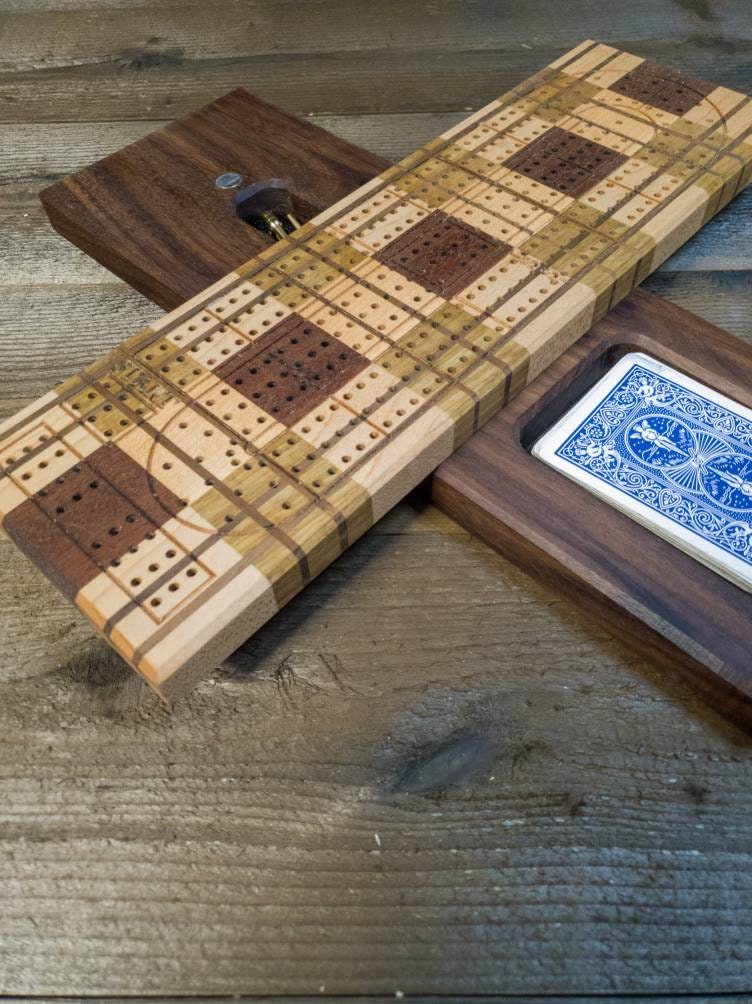 Cribbage board |Skunk lines |Card and Peg storage | Wedding Christmas Retirement Housewarming | Gift