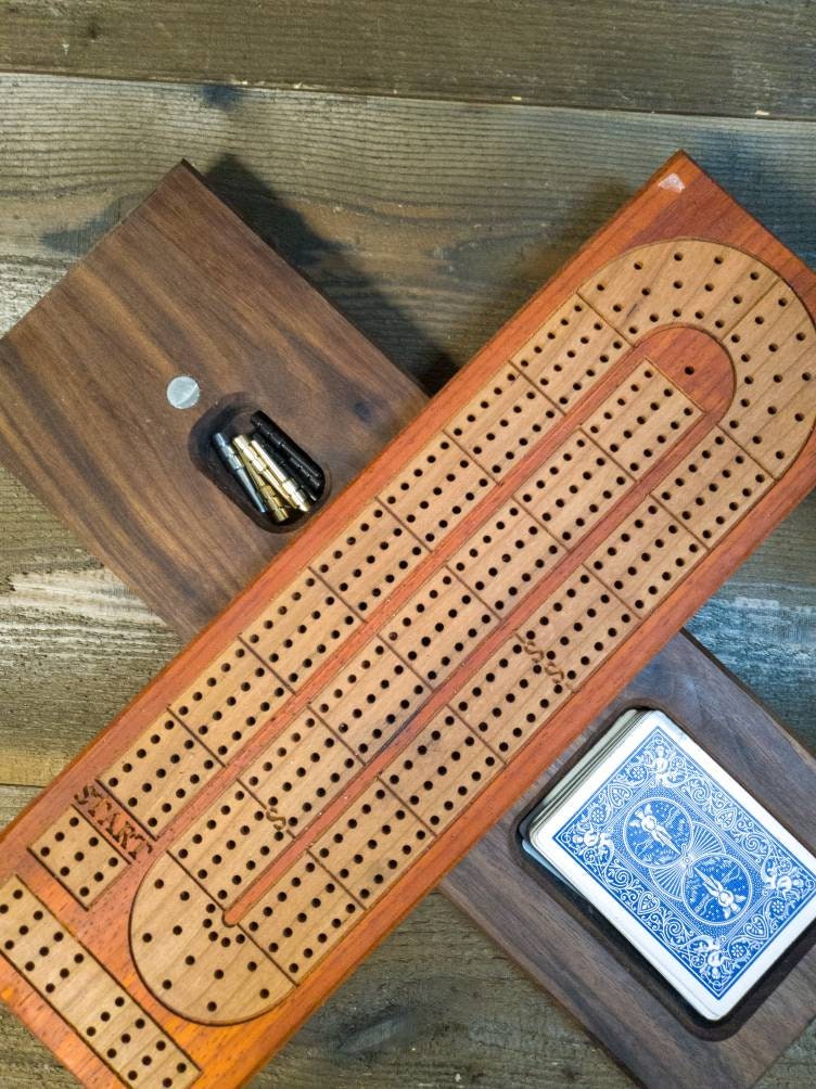 Custom Cribbage Board * Personalized Cribbage Board * Family Game Night * Cribbage Board