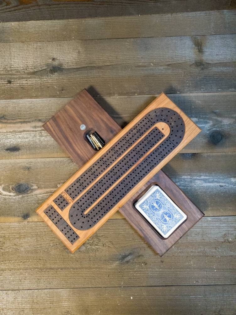 Cribbage board |Skunk lines |Card and Peg storage | Wedding Christmas Retirement Housewarming | Gift