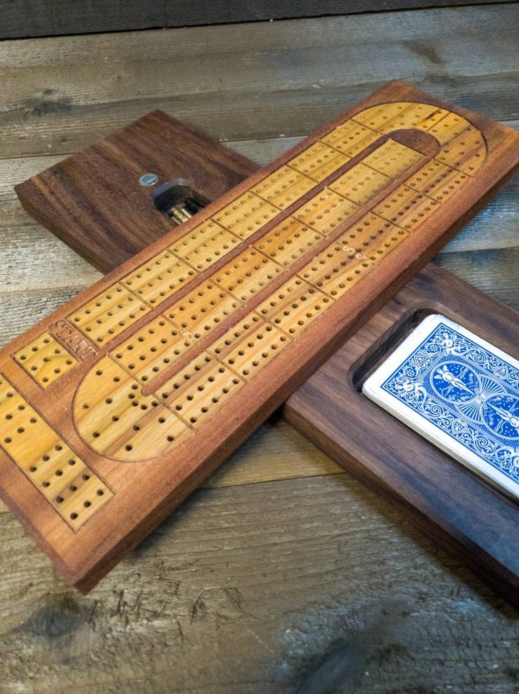 Cribbage board |Skunk lines |Card and Peg storage | Wedding Christmas Retirement Housewarming | Gift