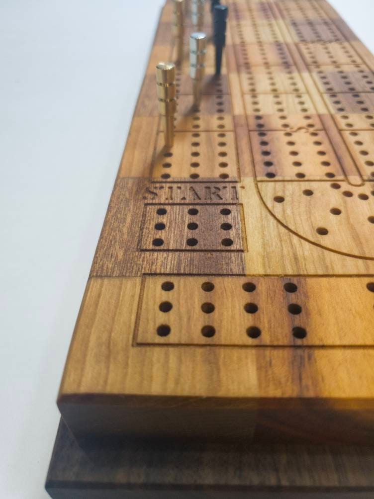 Cribbage board |Skunk lines |Card and Peg storage | Wedding Christmas Retirement Housewarming | Gift