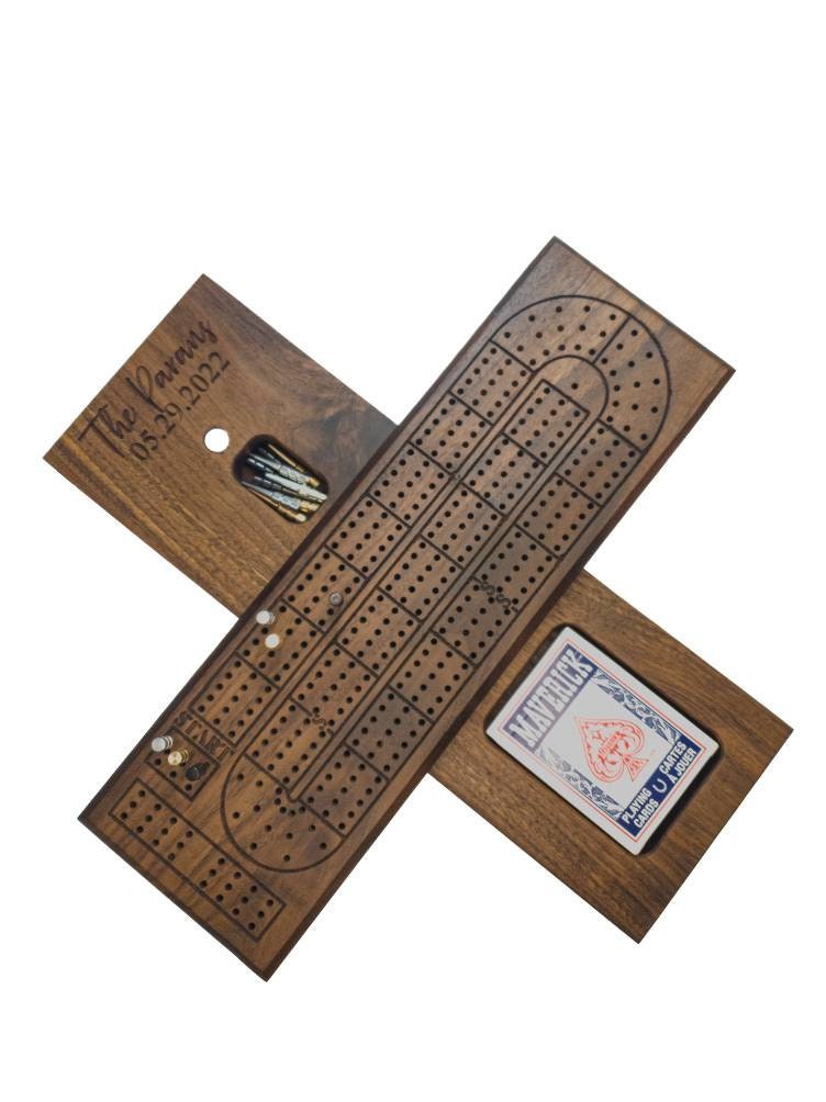 Personalized Cribbage Board - Cribbage board - Family game night -